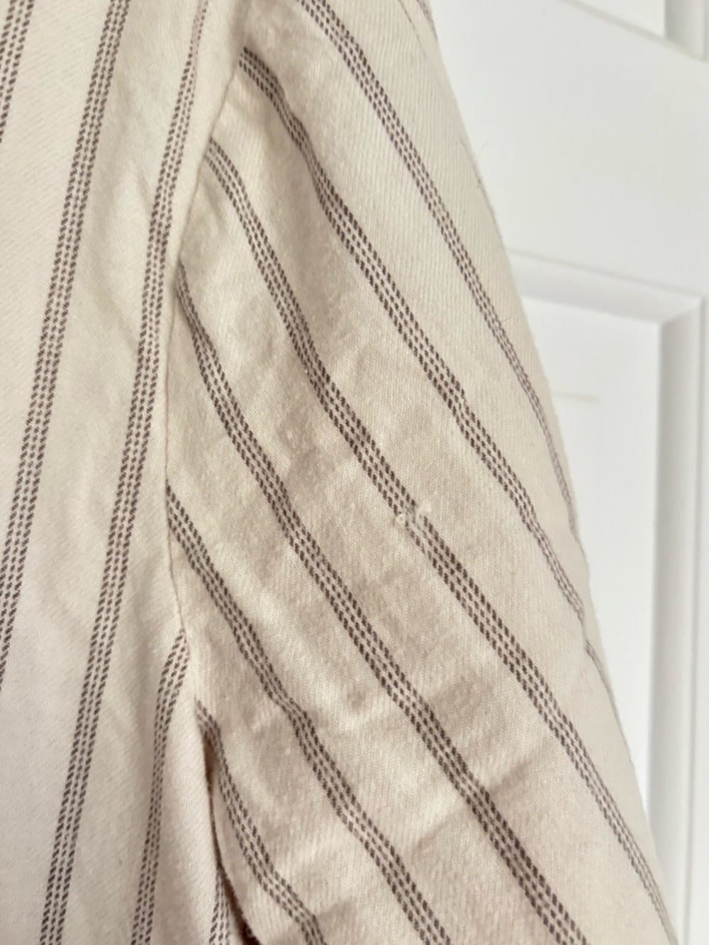 Madewell Button-Up - Picture 4 of 4